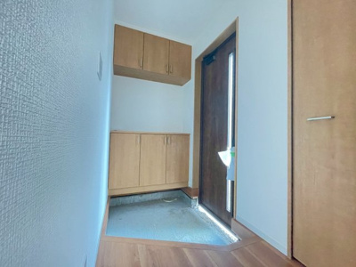 【玄関】 | 立川市砂川町8丁目　新築戸建　【全1棟】