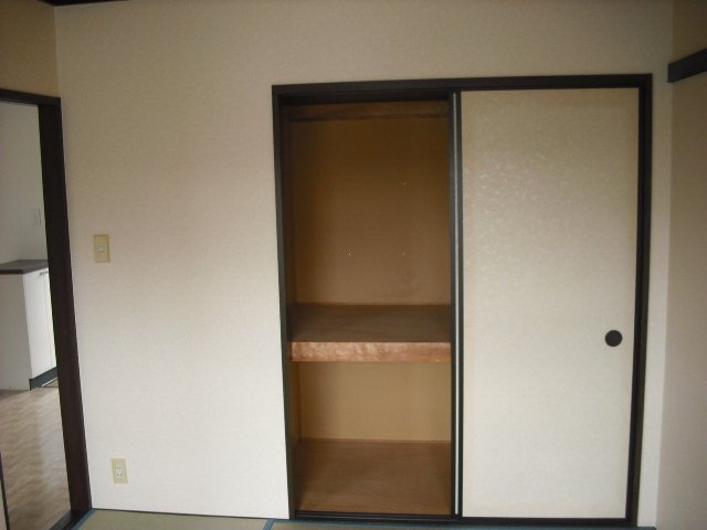 【収納】 | ブライトクレイン | 和室押入
