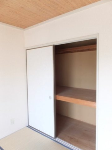 【収納】 | グランメゾン１号館 | 2F　和室収納