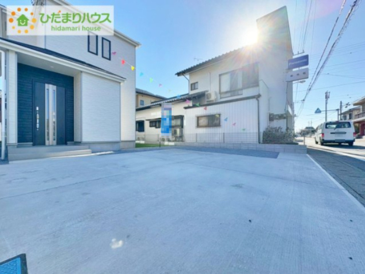 日立市東金沢町4丁目　新築戸建の駐車場|マイホームなら駐車場代がかかりません。しかも、自宅の駐車場で洗車ができます！今までコイン洗車に行っていた手間も省けて、節約にもつながります(^^♪