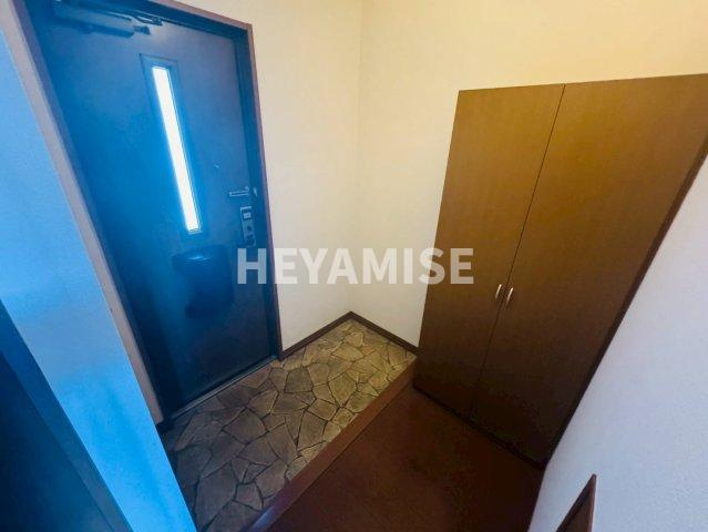 メゾン・ラ・パトリアCの玄関