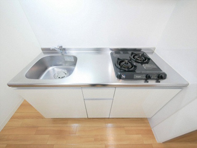 【キッチン】 | ヴィラ・リヴィエール | きれいなキッチンです