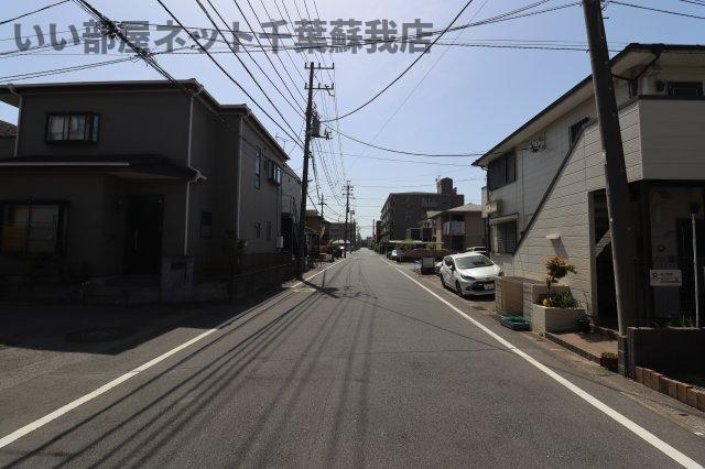 ラテルの周辺