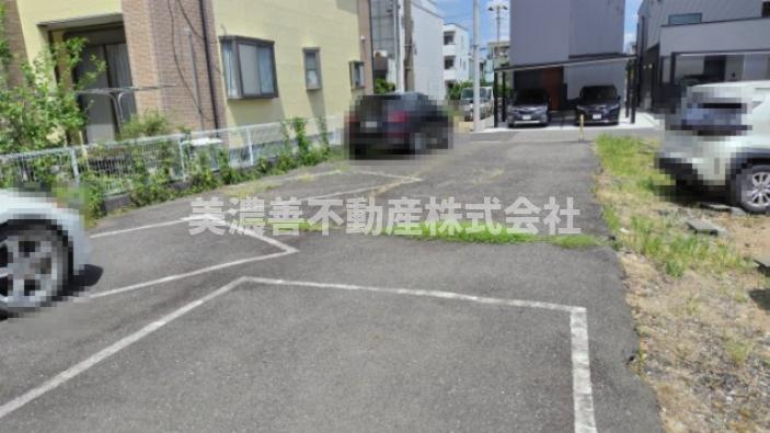 ６５６９５　岐阜市此花町三丁目土地の外観