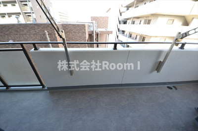 【バルコニー】 | フォレステージュ谷町 | バルコニー付きです