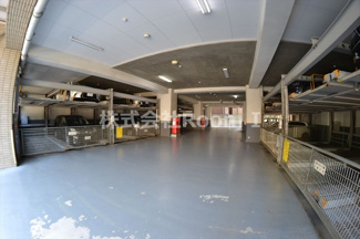 【駐車場】 | フォレステージュ谷町 | 駐車スペースもあります