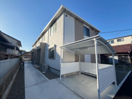 Holly　(ホーリー)の画像