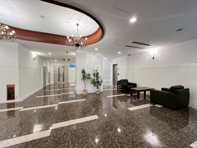 コンソラーレ土佐堀のロビー