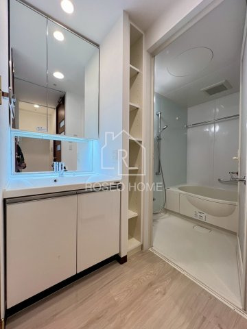 コンソラーレ土佐堀の洗面所