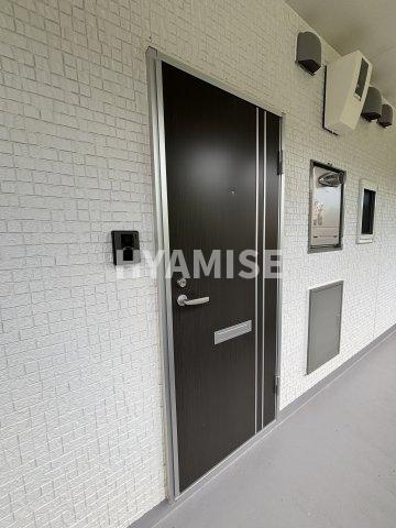 Seven Stars栄田町の玄関