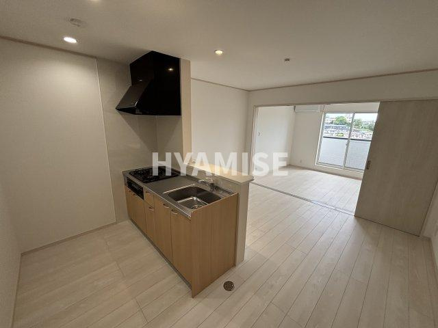 Seven Stars栄田町の居間・リビング