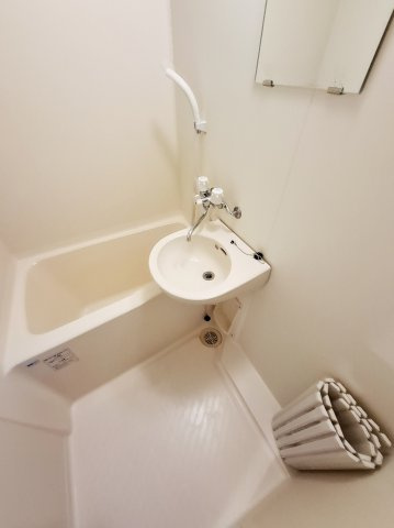 ストーンマナーの洗面所