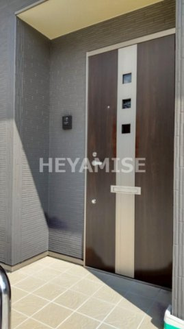 カーサ松山のエントランス