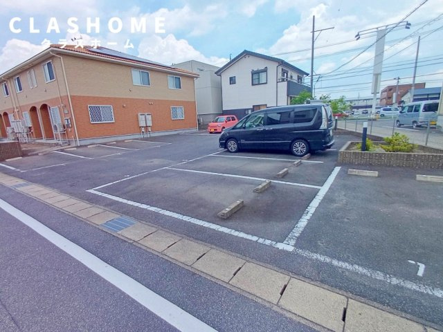 アンプルール　リーブル　オルメール　　刈谷市近郊の賃貸ならクラスホーム刈谷店の駐車場