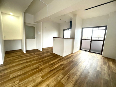 【居間・リビング】 | メゾンモンブラン永犬丸Ⅱ（No.C-13）