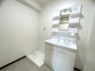 【独立洗面台】 | メゾンモンブラン永犬丸Ⅱ（No.C-13）