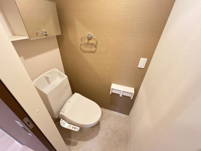 【トイレ】 | Ｃｈａｔ　ｎｏｉｒ　Ｍ．ｍ | シャワー付トイレ（イメージ）