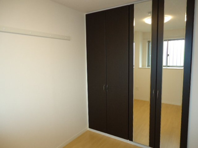 【内装】 | レマーレ | 洋室