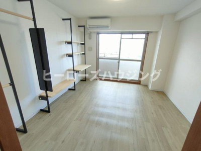 【居間・リビング】 | フローライト蛍池 | ※2025年7月下旬撮影！