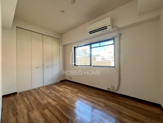 オーラムアルジャン阿波座の洋室