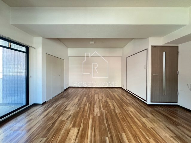 オーラムアルジャン阿波座の居間・リビング