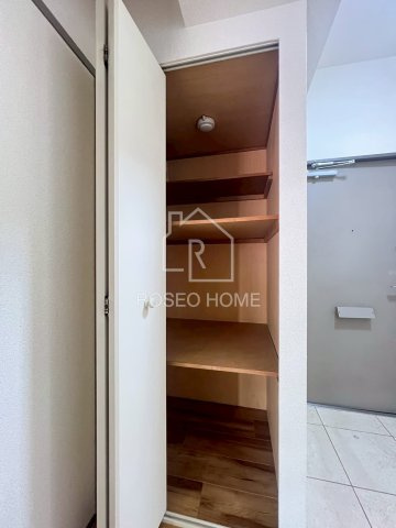 オーラムアルジャン阿波座の収納