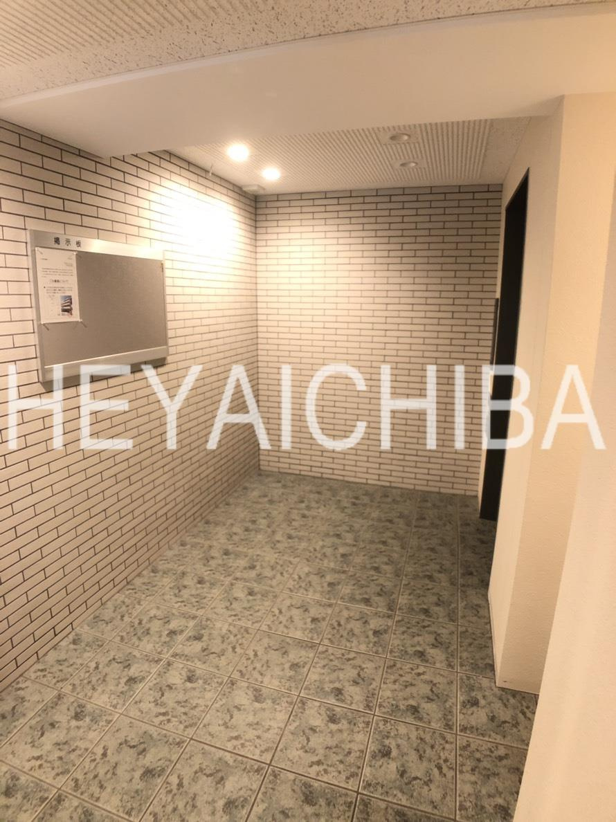 キャトル　セゾンのロビー