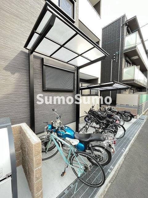 エクラシア園田の外観