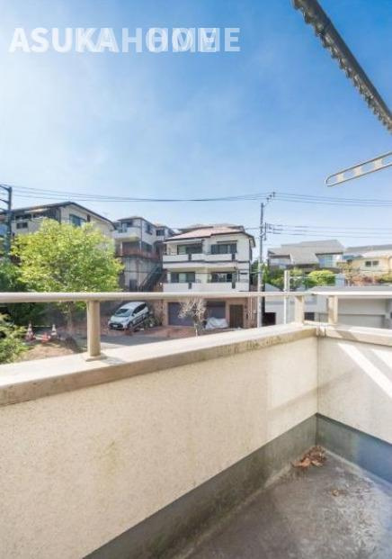 横浜市磯子区峰町 戸建てのバルコニー