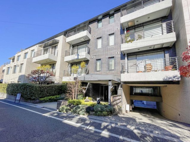 パレロワイヤル本駒込・曙町の外観