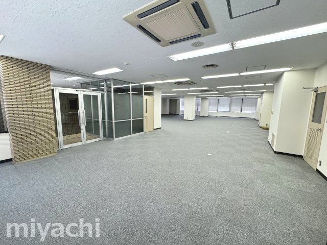 ゲートウェイWEST徳島ビルの内装