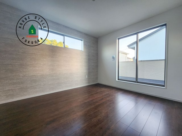 糟屋郡篠栗町和田3丁目第2-2棟（1号棟）の寝室|主寝室には収納力に優れたクローゼットがありますので、お部屋もすっきり片付きます。