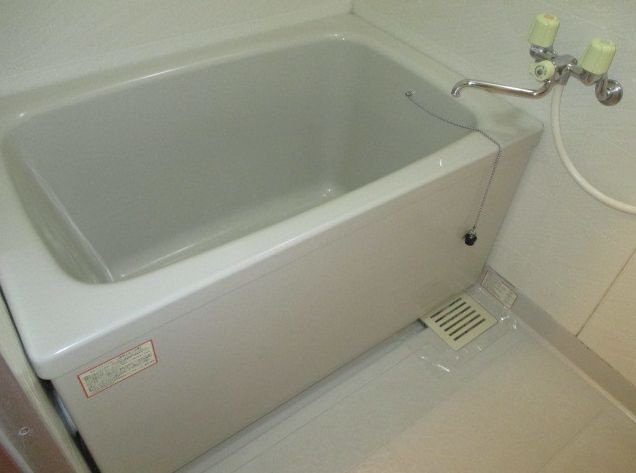 サンプレミール浦和の浴室