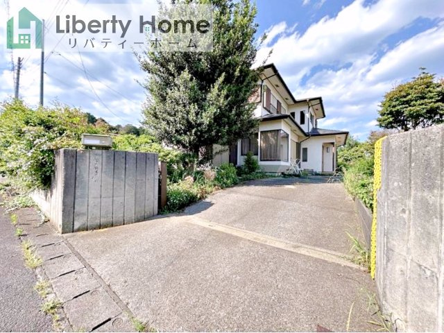 日立市滑川本町1丁目　中古戸建の駐車場