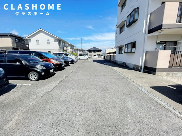 サンメゾン一ッ木Ⅱ　　刈谷市の賃貸ならクラスホーム刈谷店の駐車場
