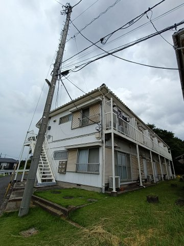 千葉市花見川区浪花町のアパートの外観