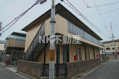 【外観】 | メゾンドゥ長瀬（長瀬賃貸） | 外はこのようになっています