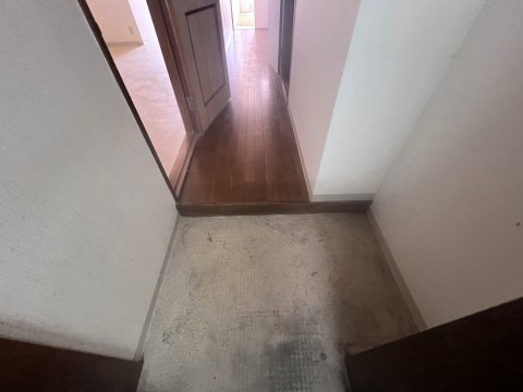 グランディア　ミ・アモーレ鈴蘭台の玄関