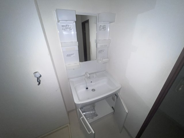 グランディア　ミ・アモーレ鈴蘭台の洗面所