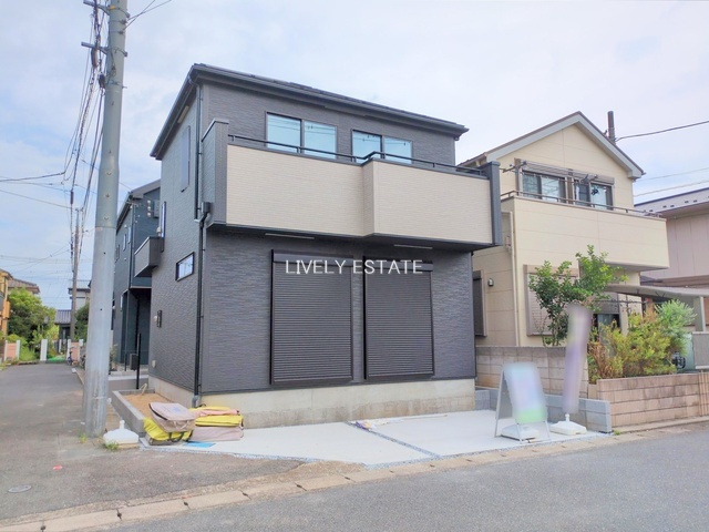 越谷市大字上間久里 新築分譲住宅の外観