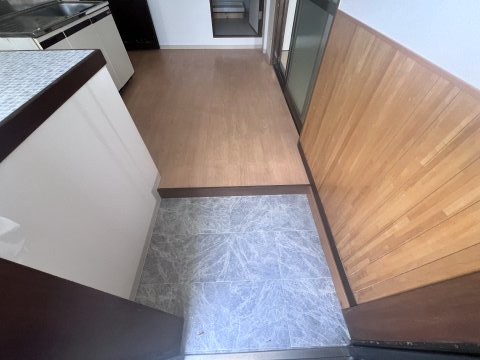 グランディア　ミ・アモーレ鈴蘭台の玄関