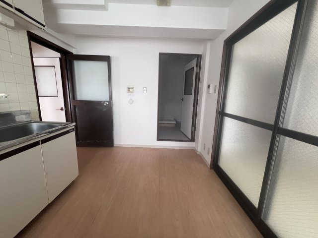 グランディア　ミ・アモーレ鈴蘭台の居間・リビング