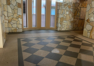 【ロビー】 | グリーンティエラ星が丘 | ラウンジは、マンションの共用スペースに椅子やテーブルなどを配置した利用者が寛げる空間です。屋内型ラウンジと屋外型ラウンジがあります。共用部分の管理状況と合わせて、詳細については現地でご確認ください。