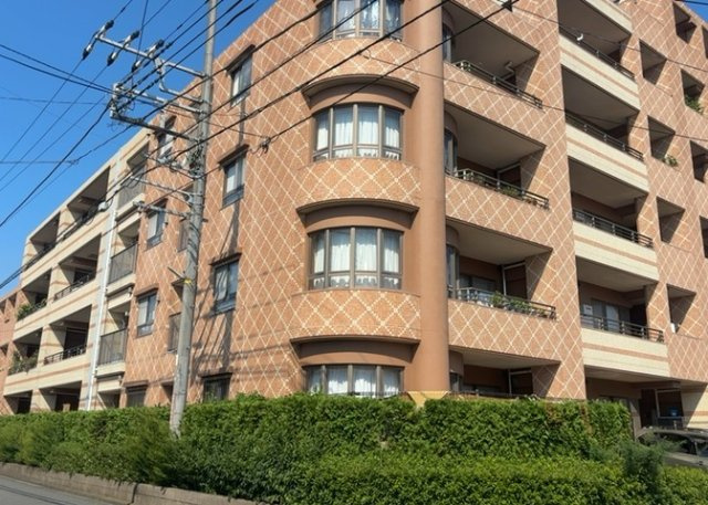【現況写真】 | グリーンティエラ星が丘 | 景色重視でお家選ぶをするとスーパーが遠い！学校が遠い！など生活をするうえで利便性で困ることもあります。まず一度現地を見学する際に、周辺の施設などがあるかを確認し、暮らし始めた後のことを想像しましょう。