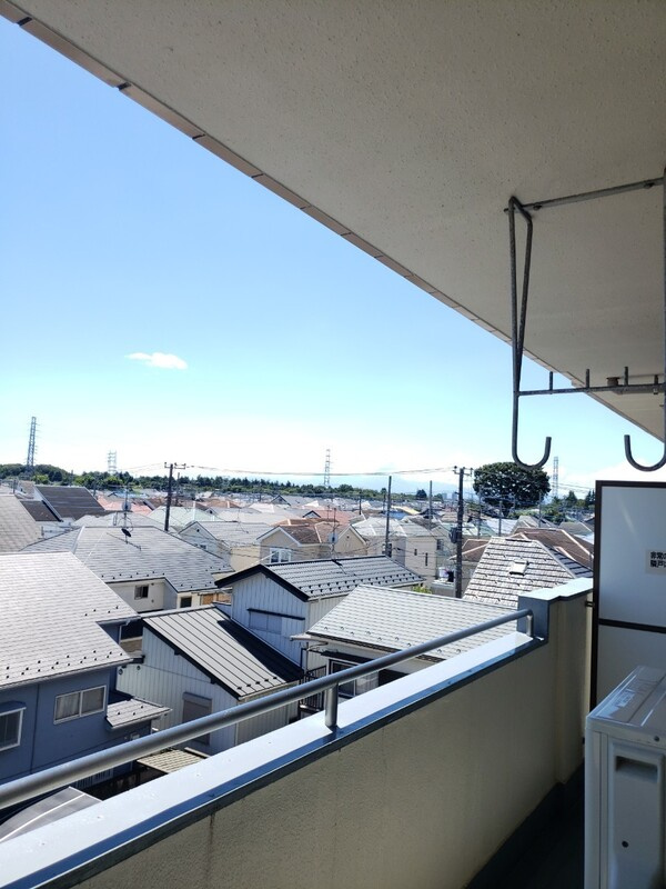 グランドハイツ武蔵野のバルコニー