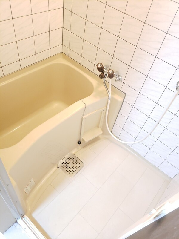 グランドハイツ武蔵野の浴室