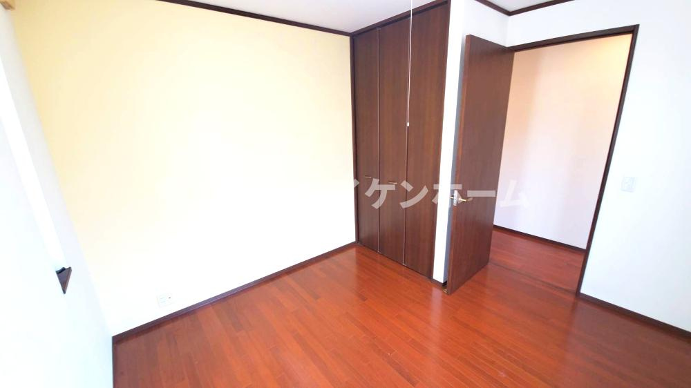 深谷市宿根　中古戸建　トヨタホ－ム様施工の洋室