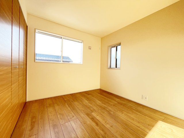 新築戸建・建売　桐生市広沢町1丁目　BLOOMING GRADEN　全1棟の洋室