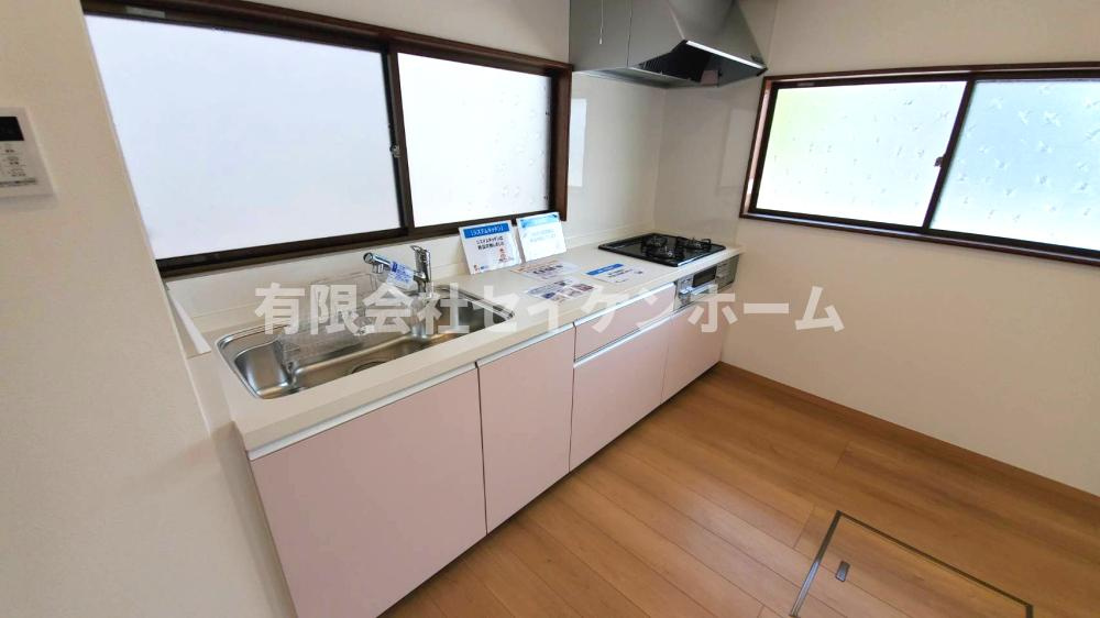 深谷市中瀬　中古戸建のキッチン