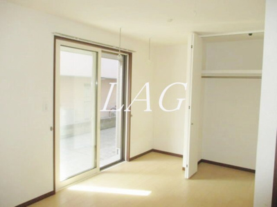 【居間・リビング】 | メゾン相模大野 | 洋室のお部屋です。